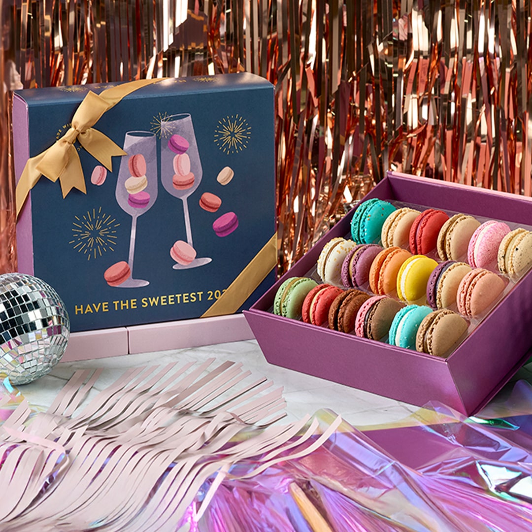Funky New Year Tasting Box (18 Macarons)