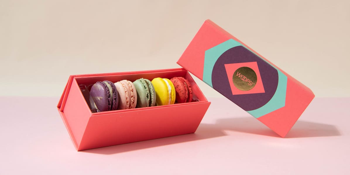 Salmon color Woops! 5 macaron box
